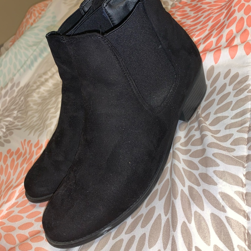 Black boots